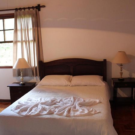 Casa Aconchegante No Capivari Campos do Jordão Buitenkant foto