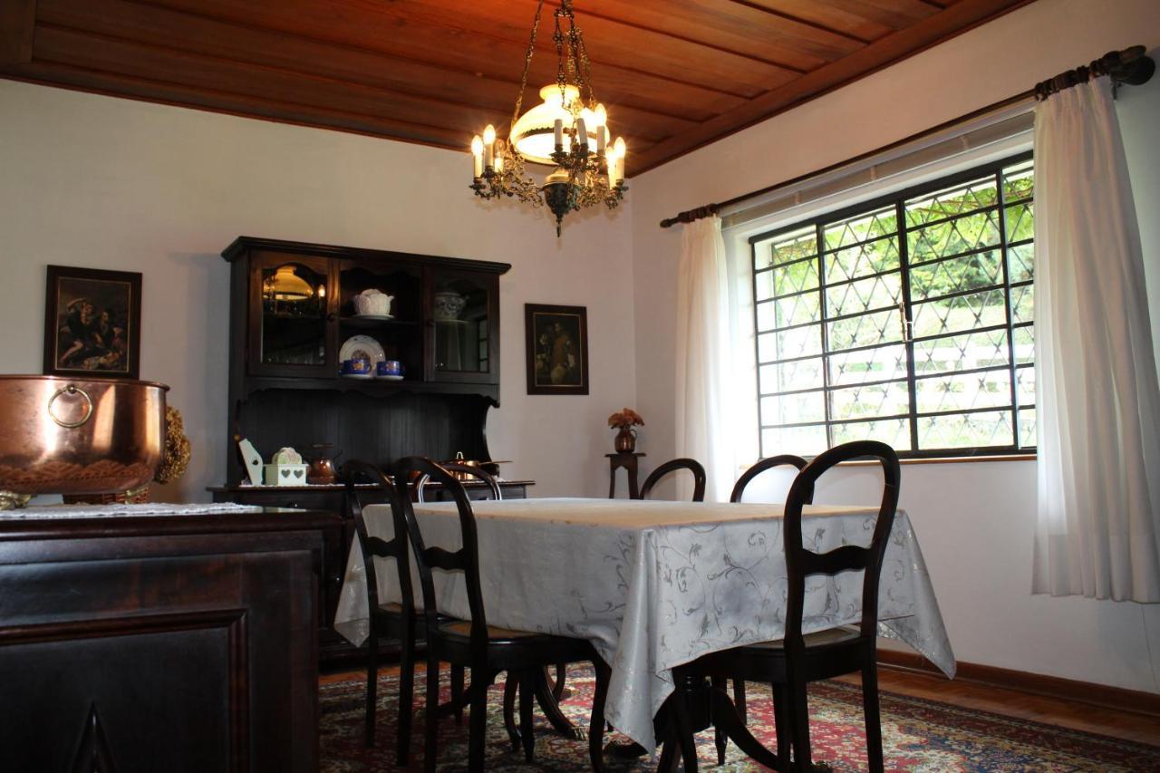 Casa Aconchegante No Capivari Campos do Jordão Buitenkant foto